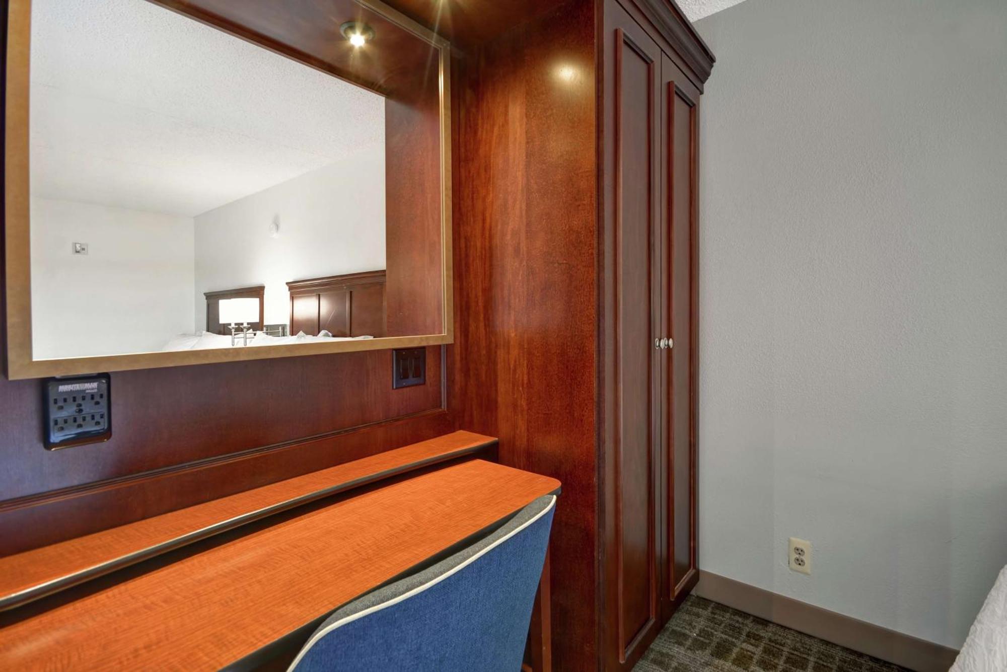 Hampton Inn Detroit Madison Heights South Troy Zewnętrze zdjęcie